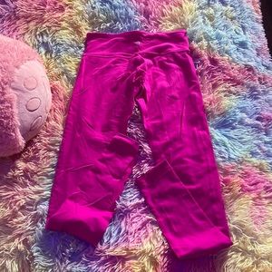Fuchsia pink lululemon pants